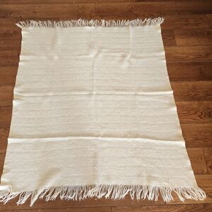Faribo Vintage Cream/ Ivory Wool Blend Throw Faribault Woolen Mill Co 47Lx45W